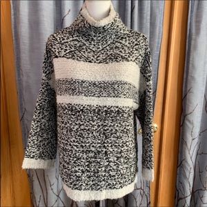Nwot Magaschoni S oversized sweater. Black…